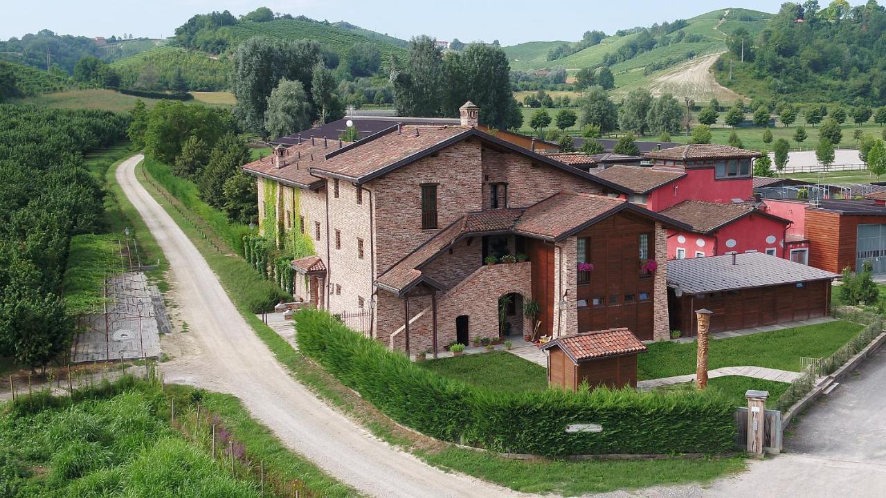 Agriturismo Malabaila Канале Экстерьер фото